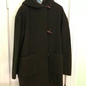 Mackintosh Women’s Dark Green Toggle Coat; Size L